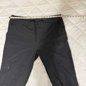 The North Face Men’s Black Outdoor Pants